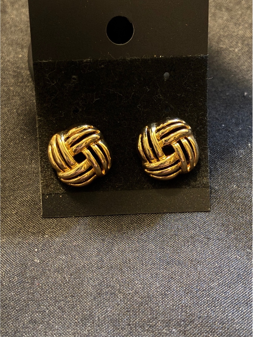 Vintage Gold Tone Woven Love Knot Stud Earrings - Classic 80s 90s